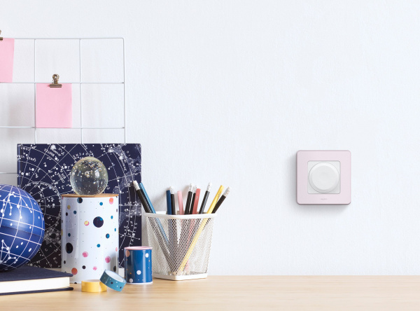 Legrand INSPIRIA Белый Светорегулятор поворотный без нейтрали 300Вт