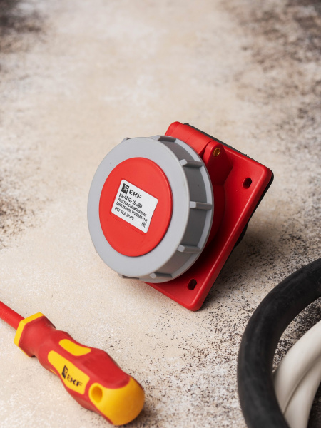 EKF PROxima Розетка стационарная внутренняя угловая 4142 3Р+РЕ 16А 380В IP67