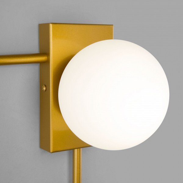 Настенный светильник 40035/1 золото Eurosvet Fredo