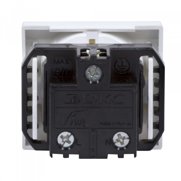 DKC Розетка силовая 2Р+Е, со шторками, «Viva», 2 мод., цвет белый
