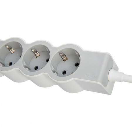 Legrand Revolution Стандарт Бело-серый Удлинитель 4x2К+З, кабель 3м