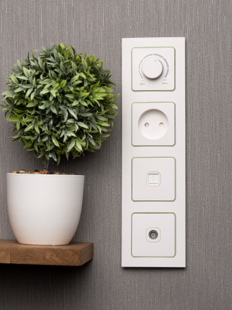 EKF PROxima Стокгольм Белый Линия зеленая Рамка 4-ая