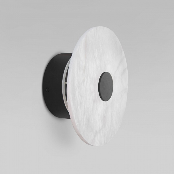 Светодиодный настенный светильник с мраморным рассеивателем 40340 LED черный Eurosvet Thasos