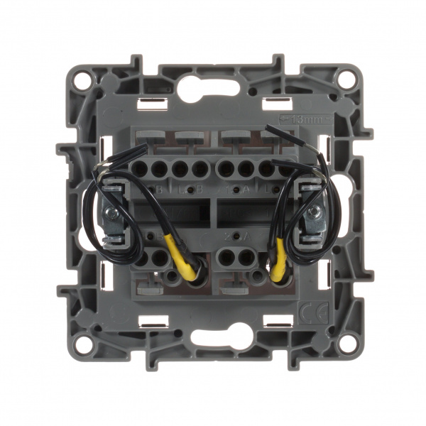 Legrand Etika Слоновая кость Переключатель 2-клавишный с подсветкой, 10А, Автоматические клеммы