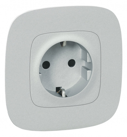 Legrand Valena Мех IN'MATIC Розетка с/з, со шторками, безвинт.зажим