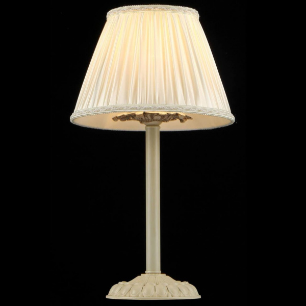 Настольная лампа Maytoni Olivia ARM326-00-W