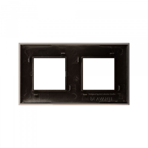 DKC Avanti Серый жемчуг Рамка 4 модуля