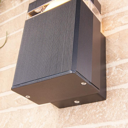 Уличный настенный светильник 1450 TECHNO черный Elektrostandard Ignis a032630