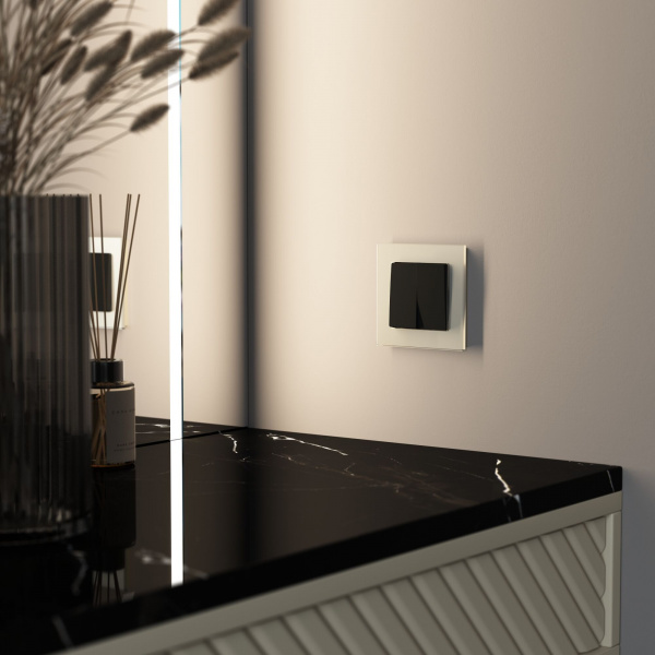 Рамка из стекла на 1 пост Senso шампань soft-touch W0013111