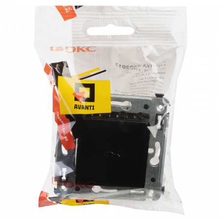 DKC Avanti Черный квадрат Розетка с крышкой 2P+E