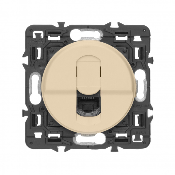 Legrand Celiane Беж Накладка компьютерной 1-ой розетки
