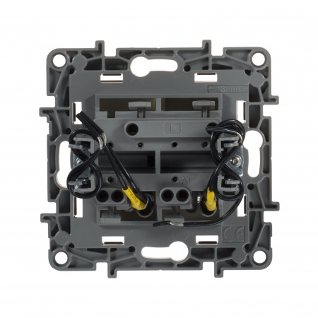 Legrand Etika Слоновая кость Выключатель 2-х клавишный с подсветкой, 10А, Винтовые клеммы