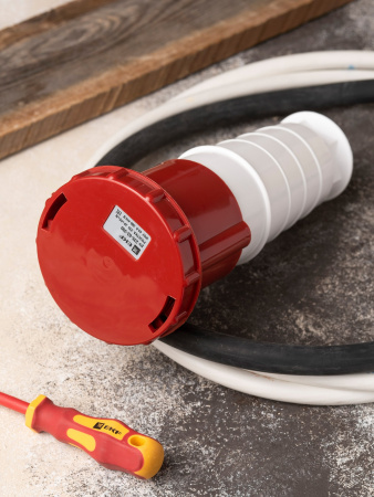 EKF PROxima Розетка переносная 234 3Р+РЕ 63А 380В IP67