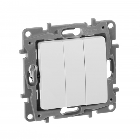 Legrand Etika Белый Выключатель 3-клавишный, 10А, Автоматические клеммы