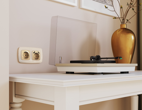 Рамка OMEGA Radian (Бежевый Стекло органическое) 4-ая OF320304