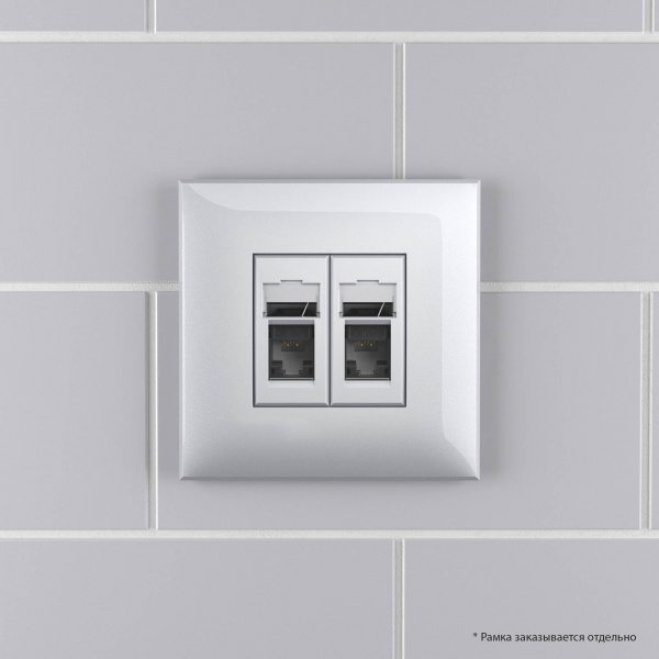 DKC Avanti Закаленная сталь Компьютерная розетка RJ-45 двойная  категория 5e