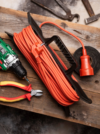 EKF PROxima Удлинитель на рамке "Зевс 2.0" 20м с заземлением ПВС 3*1,0 16А/3,5кВт