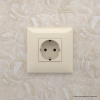DKC Avanti Ванильная дымка Розетка 2P+E со шторками