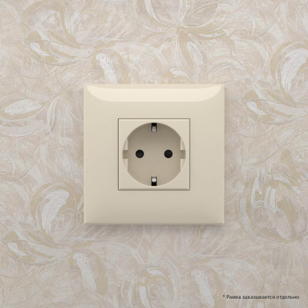 DKC Avanti Ванильная дымка Розетка 2P+E со шторками