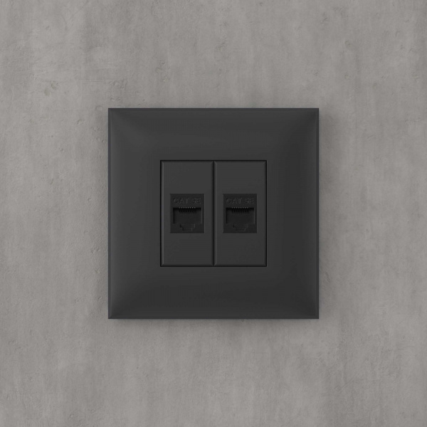 DKC Avanti Компьютерная розетка RJ-45 без шторки в стену, кат.5е двойная, Черный матовый