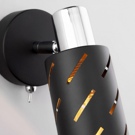 Настенный светильник 20090/1 черный / хром Eurosvet Fente