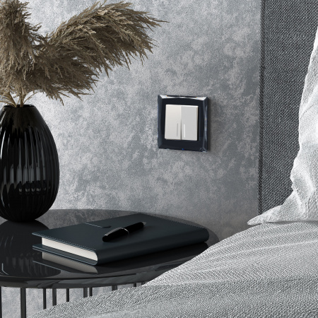 Рамка из стекла на 1 пост Diamant черный W0011208