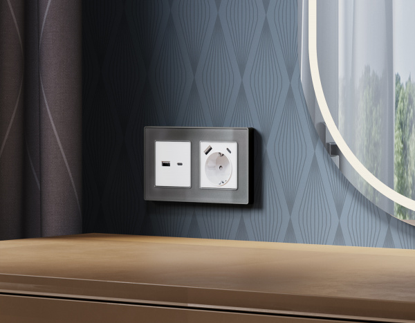 Лицевая панель ALFA (Белый матовый) для розетки 2USB A+C QUANT AP1310