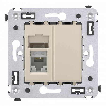 DKC Avanti Ванильная дымка Компьютерная розетка RJ-45 один  категория 5e