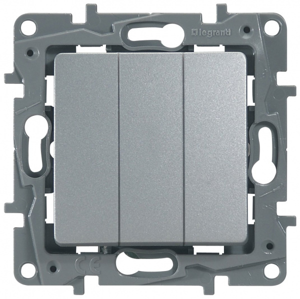 Legrand Etika Алюминий Выключатель 3-клавишный, 10А, Автоматические клеммы