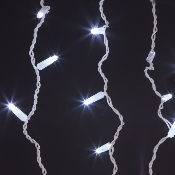 Гирлянда бахрома с мерцанием 3*0,6 м IP65 100-101 белый Eurosvet 100-101