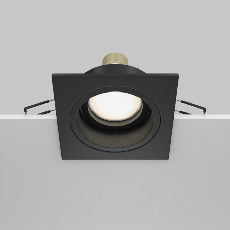 Встраиваемый светильник DL026-2-01B Maytoni Atom