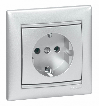 Legrand Valena Алюминий Розетка 1-ая с/з