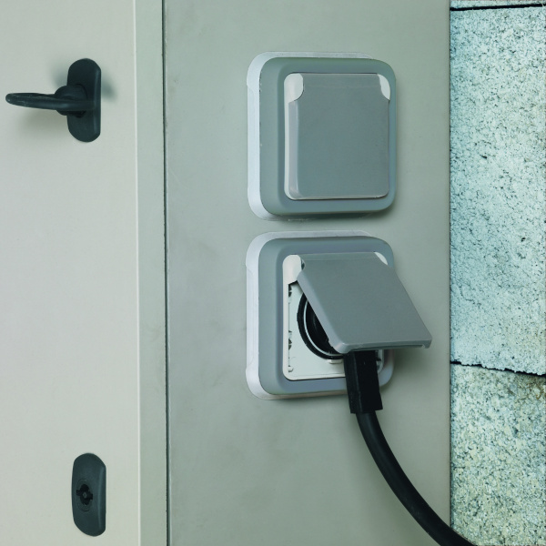 Legrand Plexo Серый Рамка 1-ая с суппортом, для внутреннего монтажа IP55