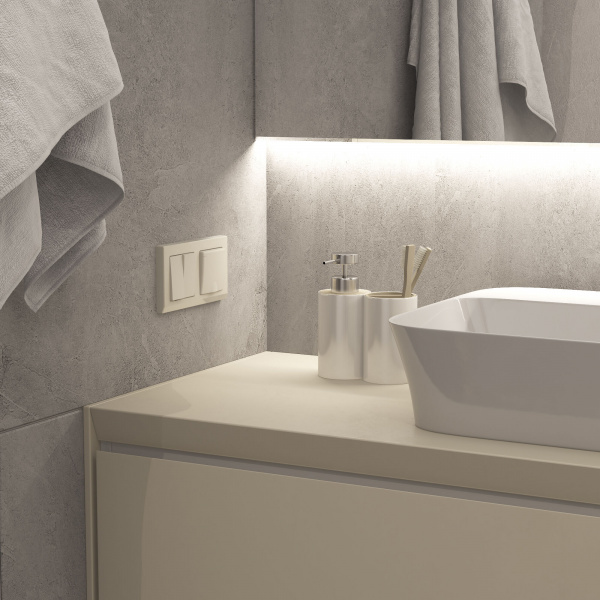 Розетка с заземлением и шторками c крышкой IP44 айвори матовый W1171262