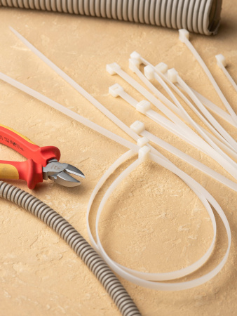 EKF Basic Хомут нейлоновый (7,2х400) (100шт.)