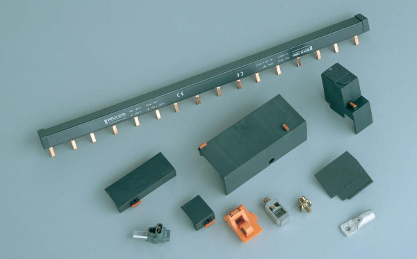 SE Acti 9 Шинка гребенчатая 4P шаг 27мм