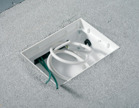 Schneider Electric OptiLine 45 Коробка установочная выс.75-95 для люка 199х199