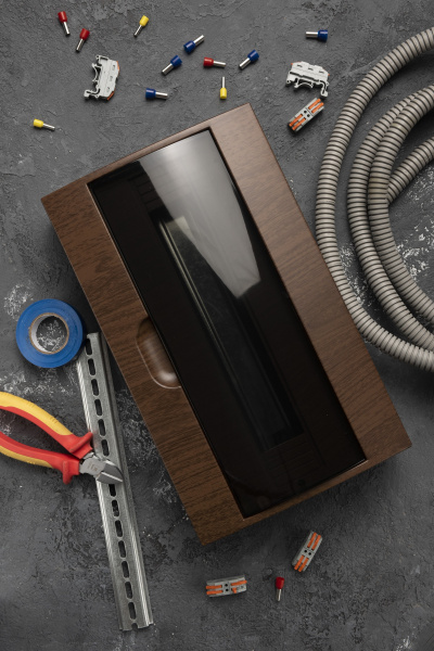 EKF PROxima Щит распределительный навесной ЩРН-П-18 темное дерево IP41