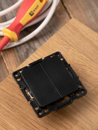 EKF PROxima Стокгольм Черный Выключатель проходной 2-кл, 10А ,винт.клеммы