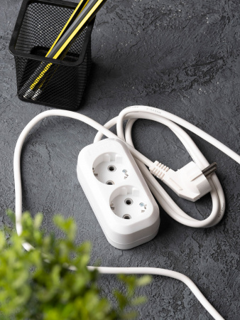 EKF PROxima Удлинитель "Эксперт" 2 гнезда 3 метра 16А/3,5кВт с заземлением ПВС 3х1