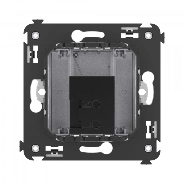 DKC Avanti Закаленная сталь Розетка одинарная тип А-А USB 2.0