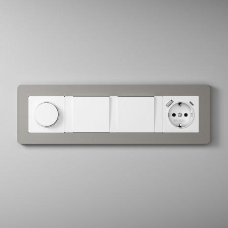 Рамка из поликарбоната на 4 поста Split дымчатый/белый, soft-touch W0043067