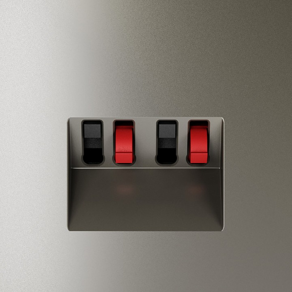 Розетка акустическая встраиваемая VOLTUM S70 4-местная, (шелк) Розетка акустическая встраиваемая VOLTUM S70 4-местная, (шелк)