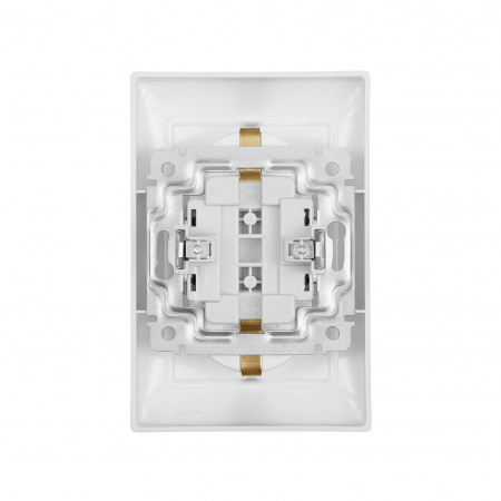 Legrand DIY Valena Алюм Розетка 2-ая с/з литая