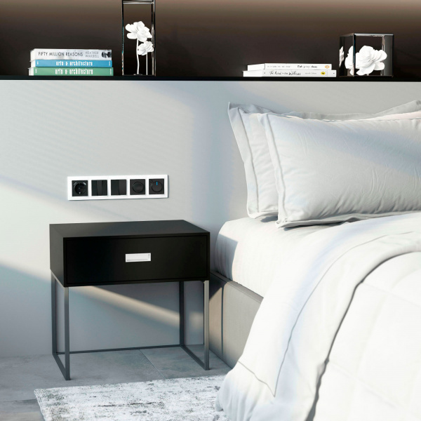 Рамка из поликарбоната на 5 постов Snabb Basic белый W0052001