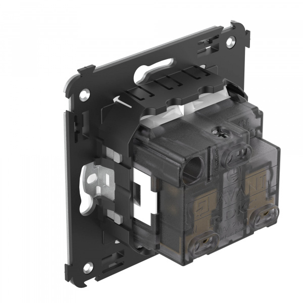 DKC Avanti Белое облако Розетка 2P+E со шторками