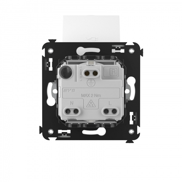 DKC Avanti Белое облако Розетка с крышкой 2P+E