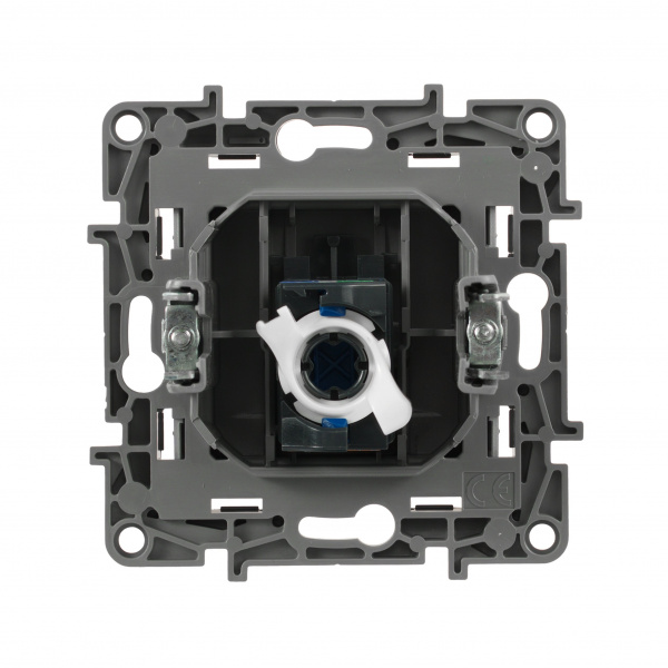 Legrand Etika Алюминий Розетка комп (RJ45) 6 категория  UTP