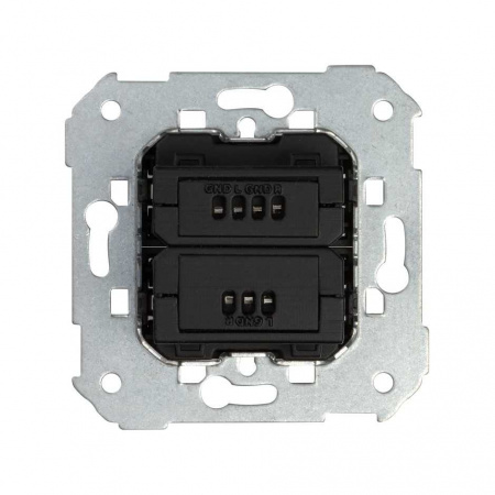 Simon 82 Detail Коннектор мини-джек + 2RCA