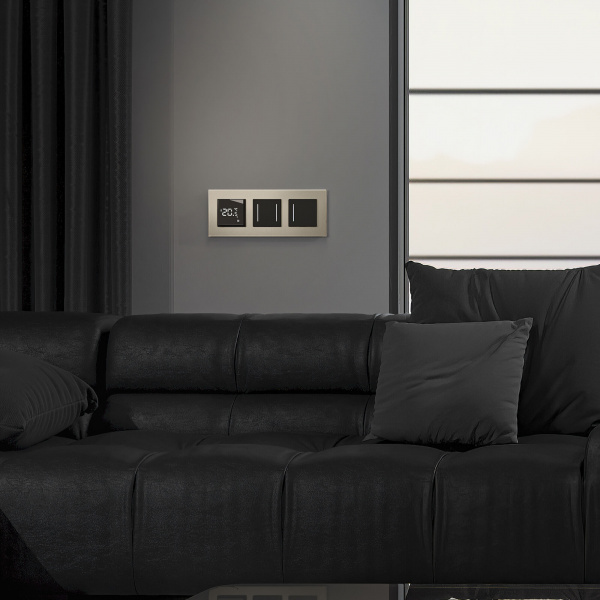 Сенсорный выключатель двухклавишный с подсветкой (черный) W4522008